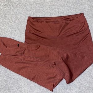 NIKE DRI FIT FIT LEGGINGS